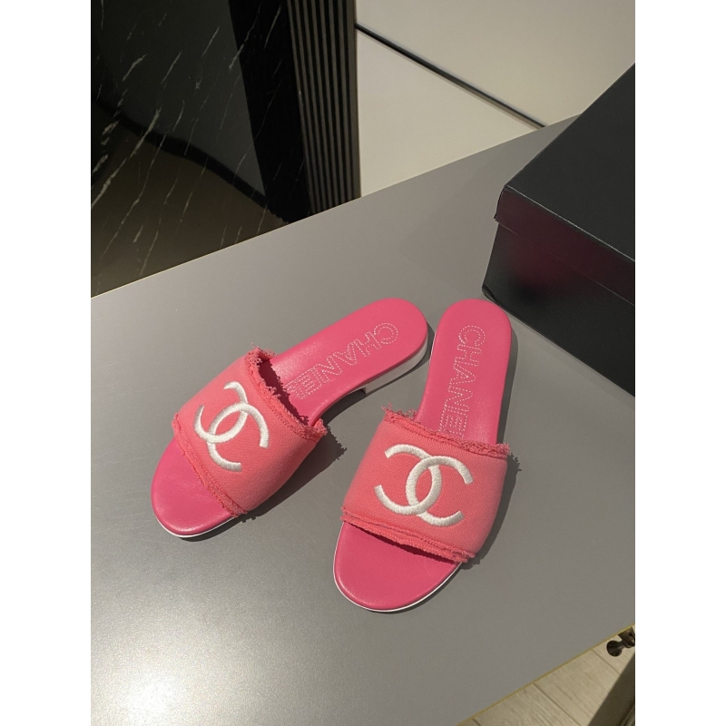Ch*el slippers